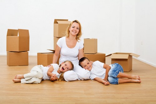 Packing and loading service for a Paddington flat move